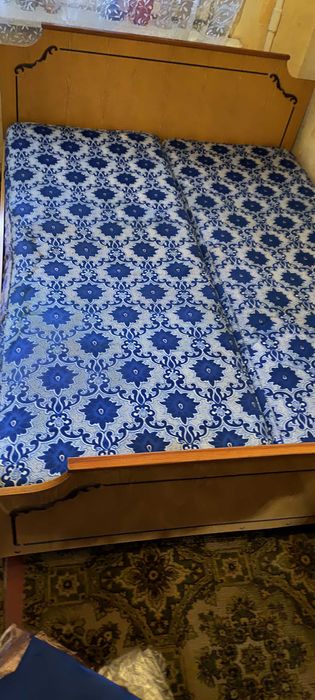 Двоспальне ліжко,від гарнитура Альбіна.