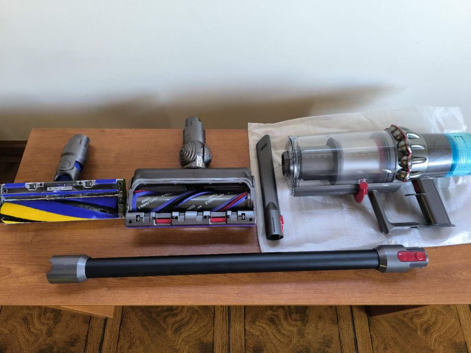 Aspirador Vertical DYSON V15 Detect +