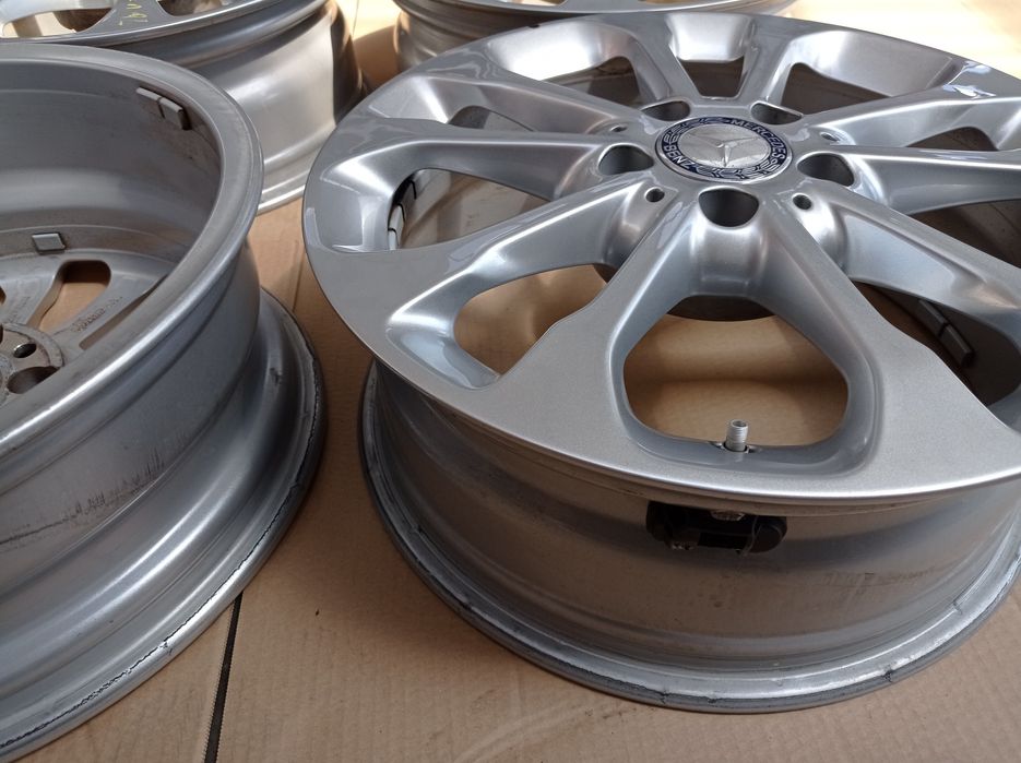 Alufelgi Felgi Aluminiowe r17 5x112 Oryginalne MERCEDES et38