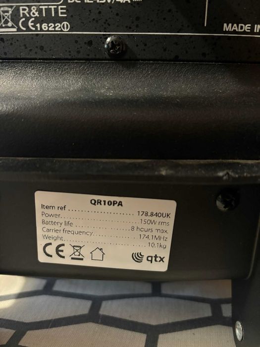 Coluna portátil BATERIA TROLEI QTX QR10PA 10" COM CAPA DE PROTEÇÃO