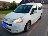 Citroen berlingo 1.6hdi z dwóch stron boczne drzwi klima zdrowy 2011r