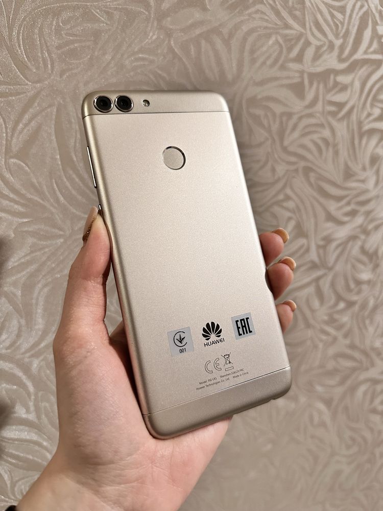 HUAWEI P smart 2019 32Gb