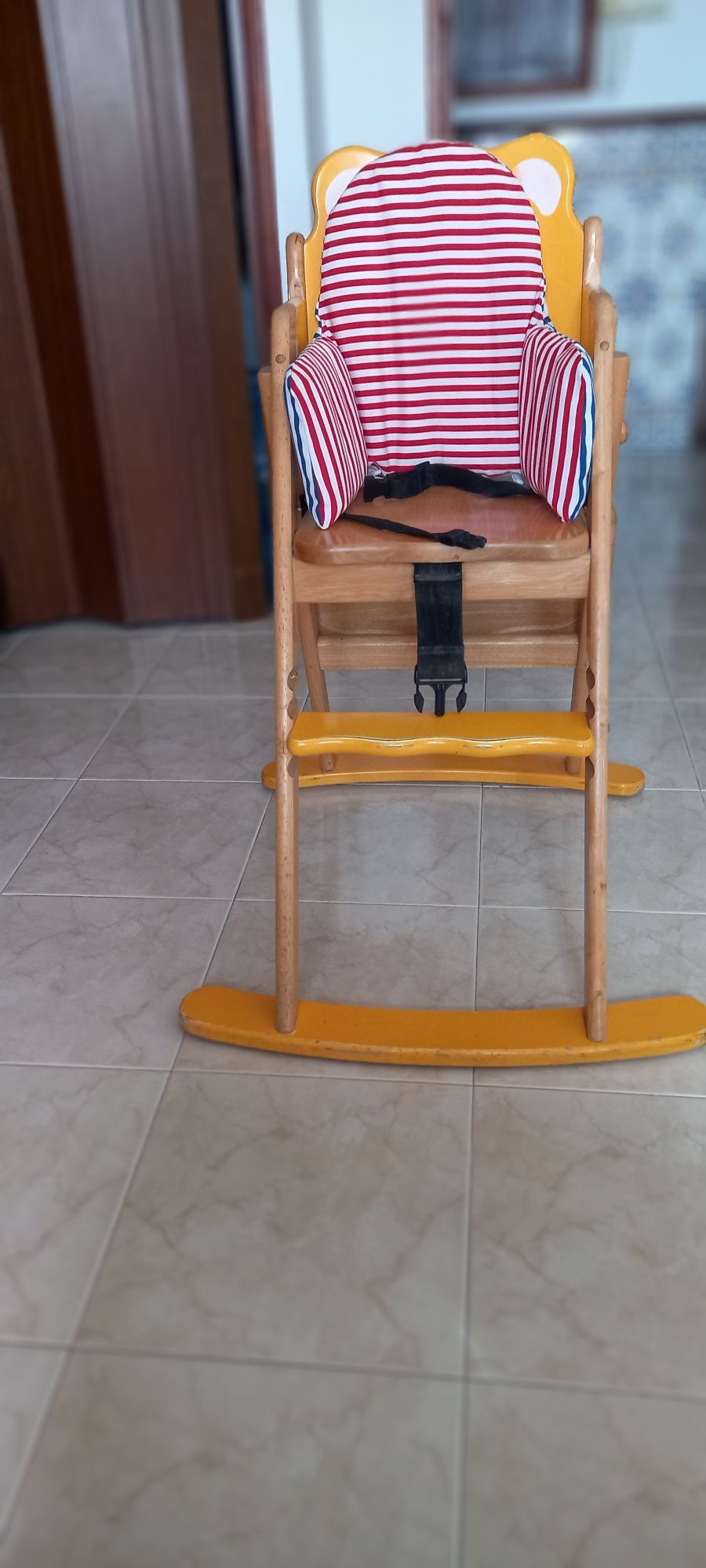 Cadeira de refeições