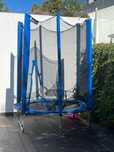 Trampolim infantil