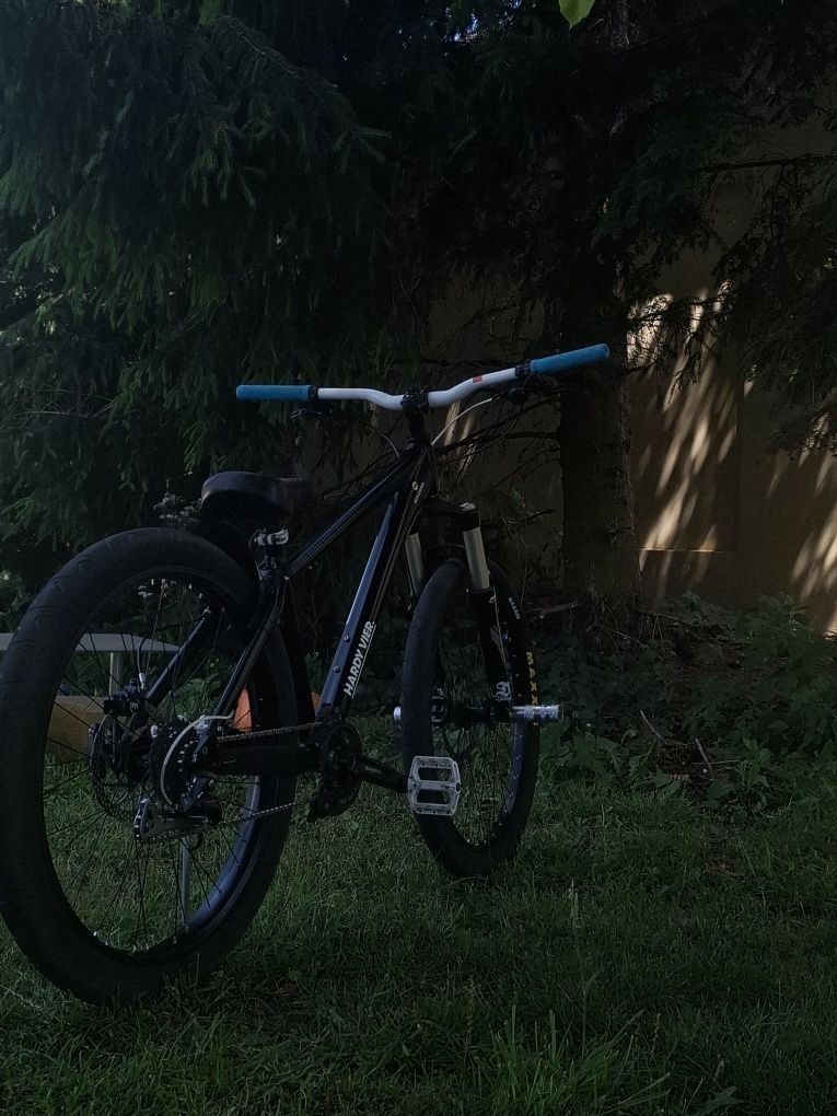 Rower mtb stunt umf hardy numer vier