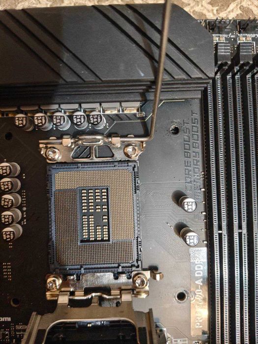 Материнська плата MSI Pro Z690-A DDR4