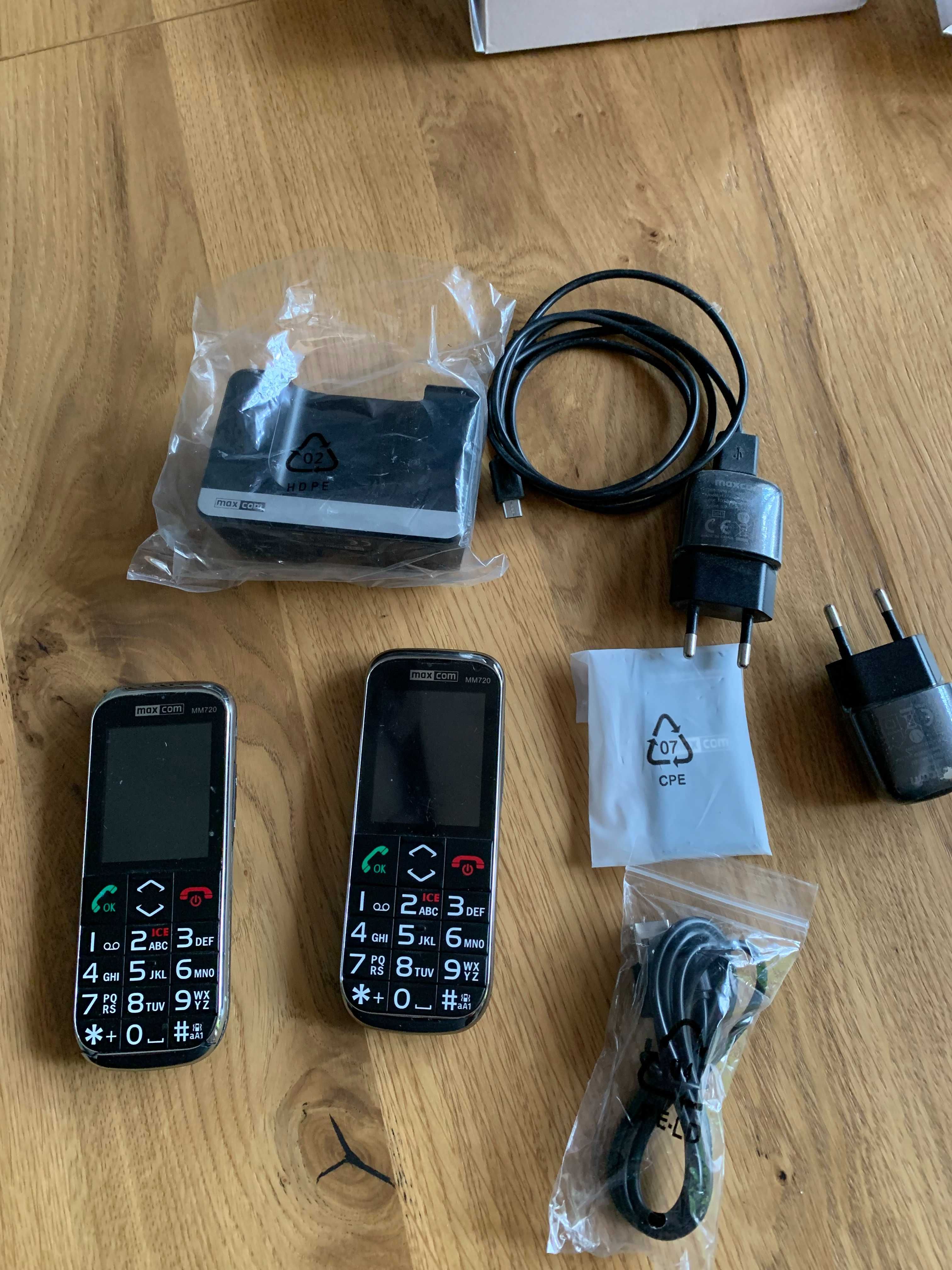 telefon MAX COM 720bb