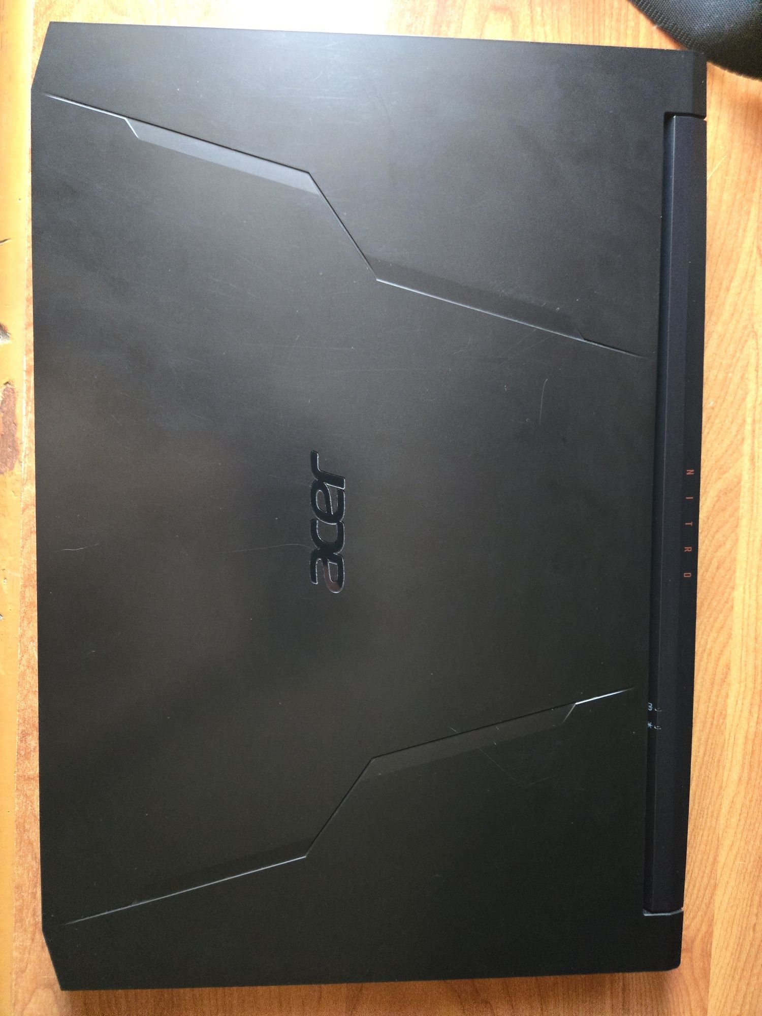 Acer Nitro 5 AN517-54-72