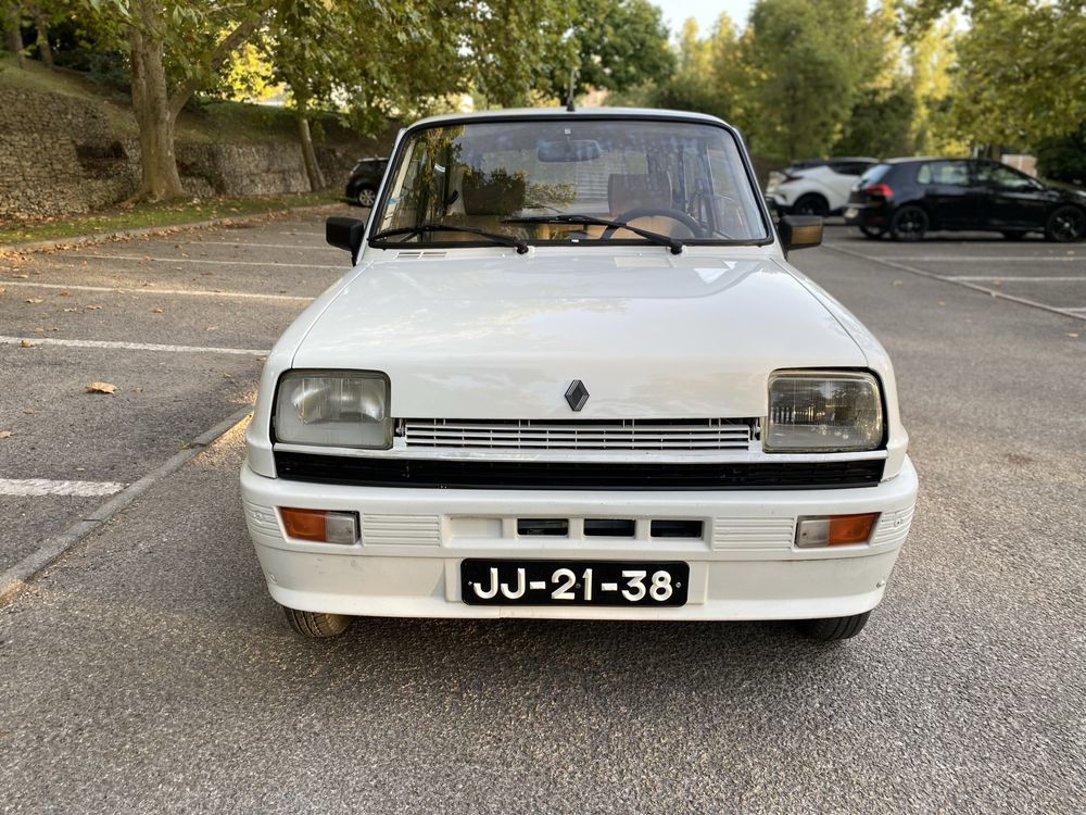 Renault 5 tl revisao total feita inspecao valida ate dezembro 2026