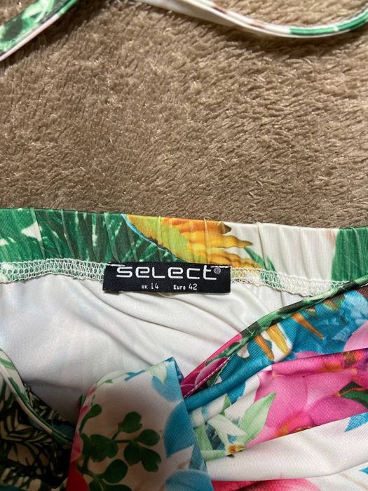 Літня сукня в гавайському стилі  на зав‘язках SELECT