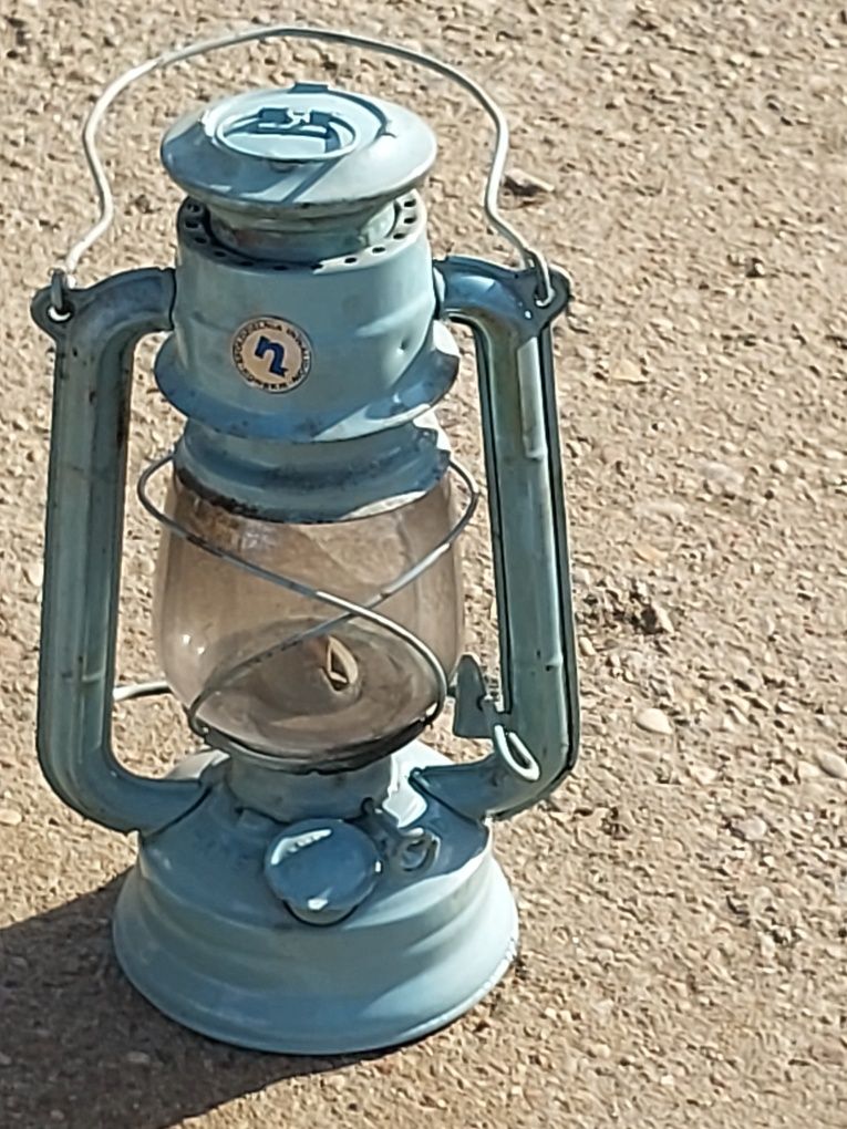 Lampa naftowa Jupiter 1