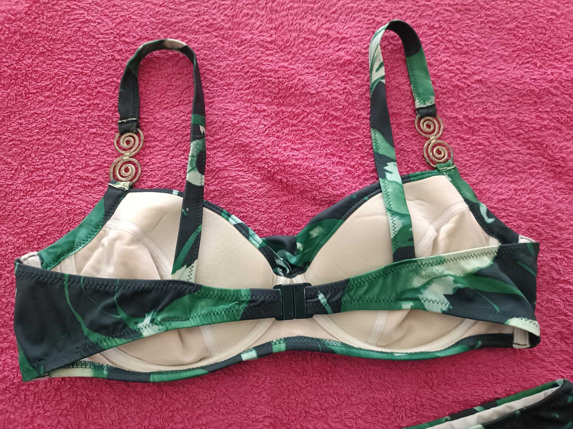 Biquini Tamanho 3XL Folhas Verdes