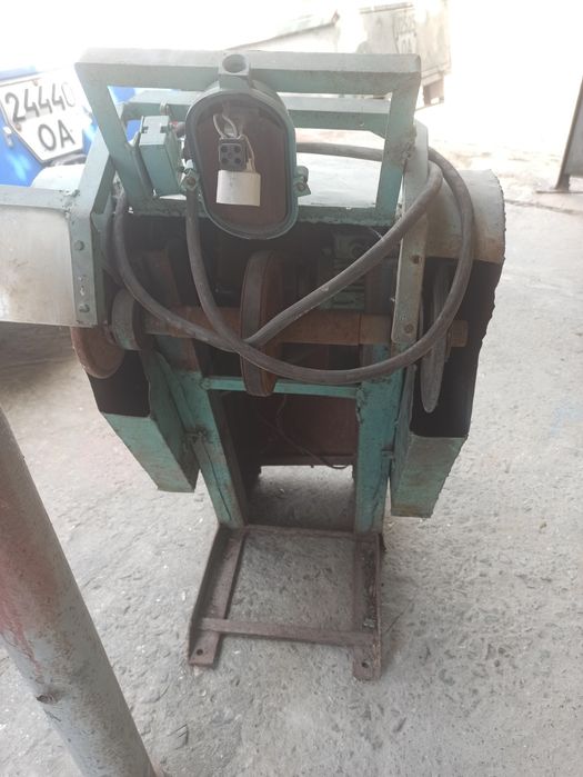 Станок точильный