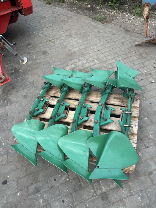 Przedpłużki kukurydziane komplet Kverneland