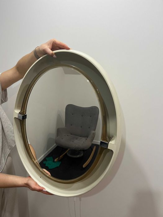 Przepiękne lustro retro z podświetleniem