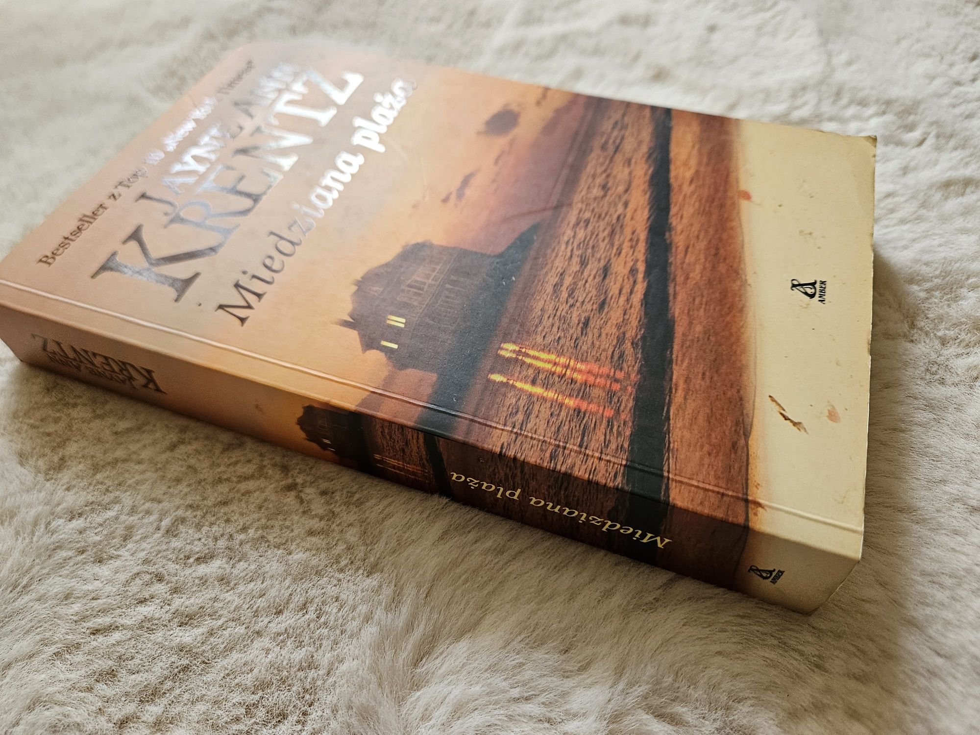 "Miedziana plaża" Jayne Ann Krentz romans