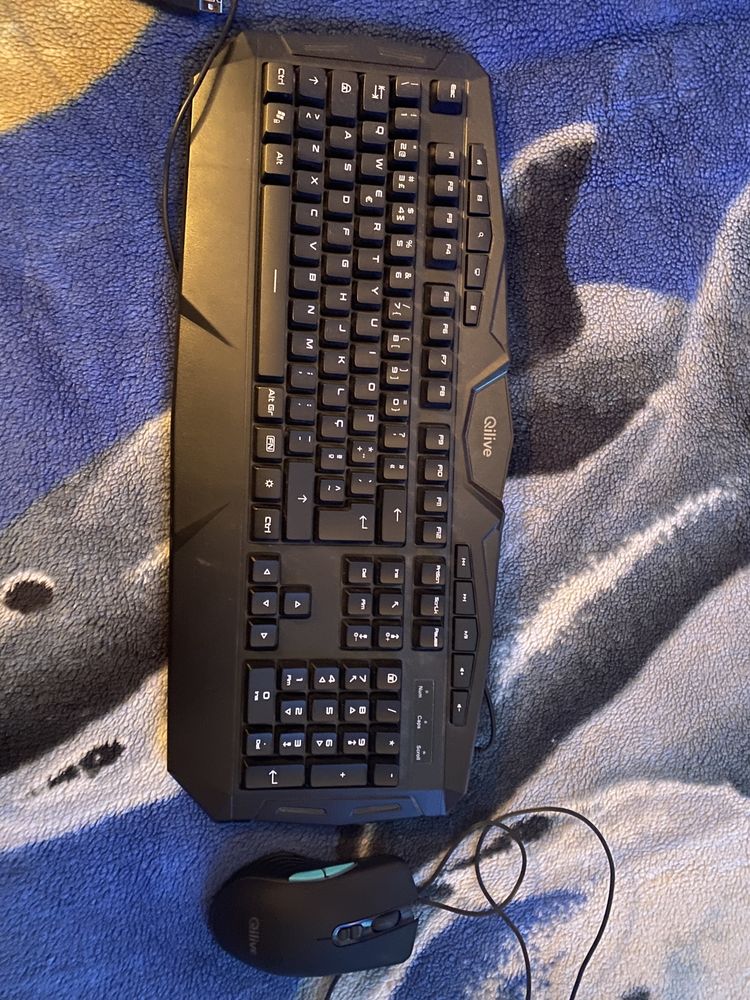 Vendo Teclado Semi mecânico