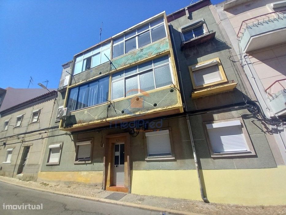 Apartamento T1 remodelado - Baixa da Banheira