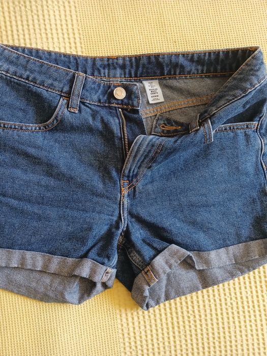 Продаю джінсові шорти в ідеальному стані