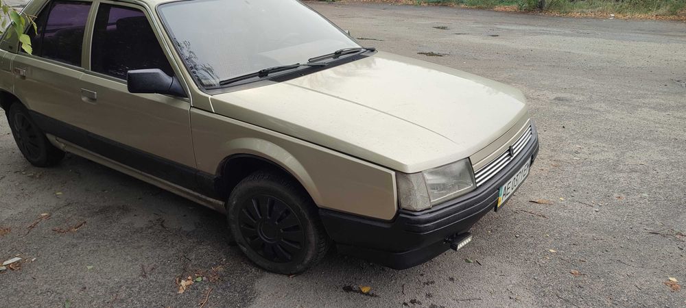 РЕНО 25, французский бизнес класс