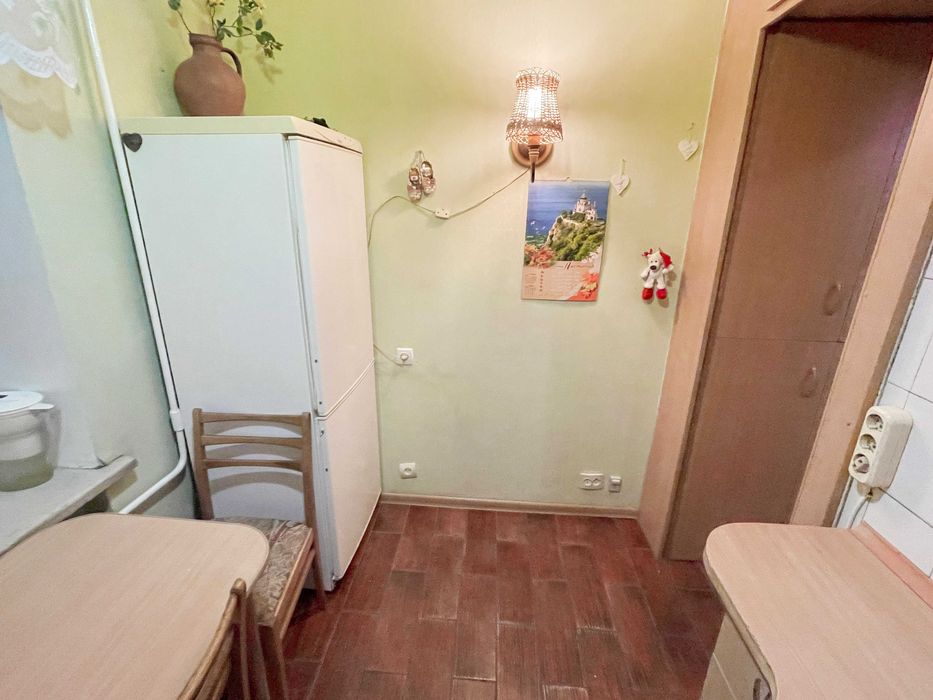 1х квартира метро ЖД Вокзал свет есть всегда, не отключают.