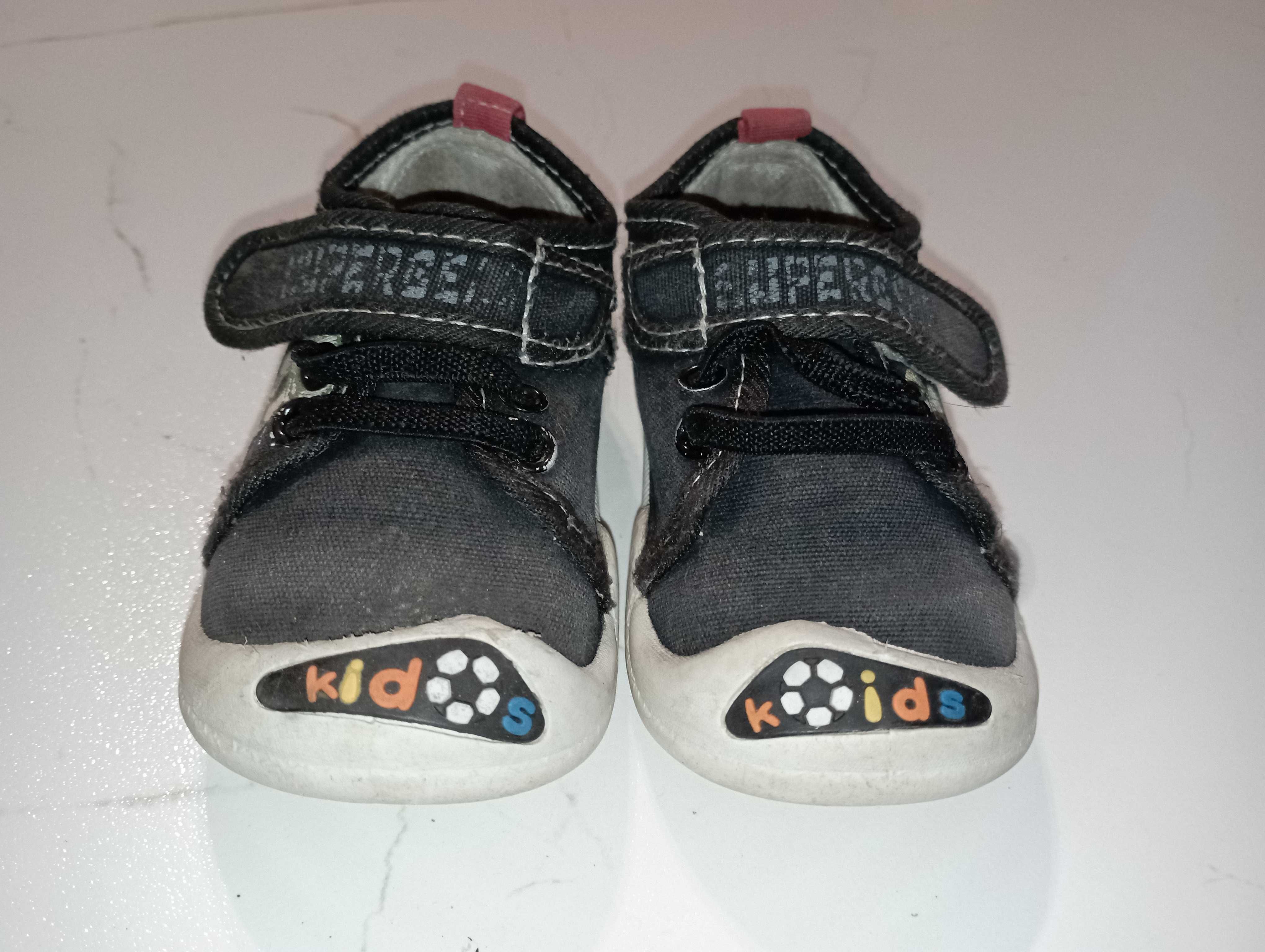Buciki, Tenisówki po domu r. 22, wkładka 12,5cm KIDS
