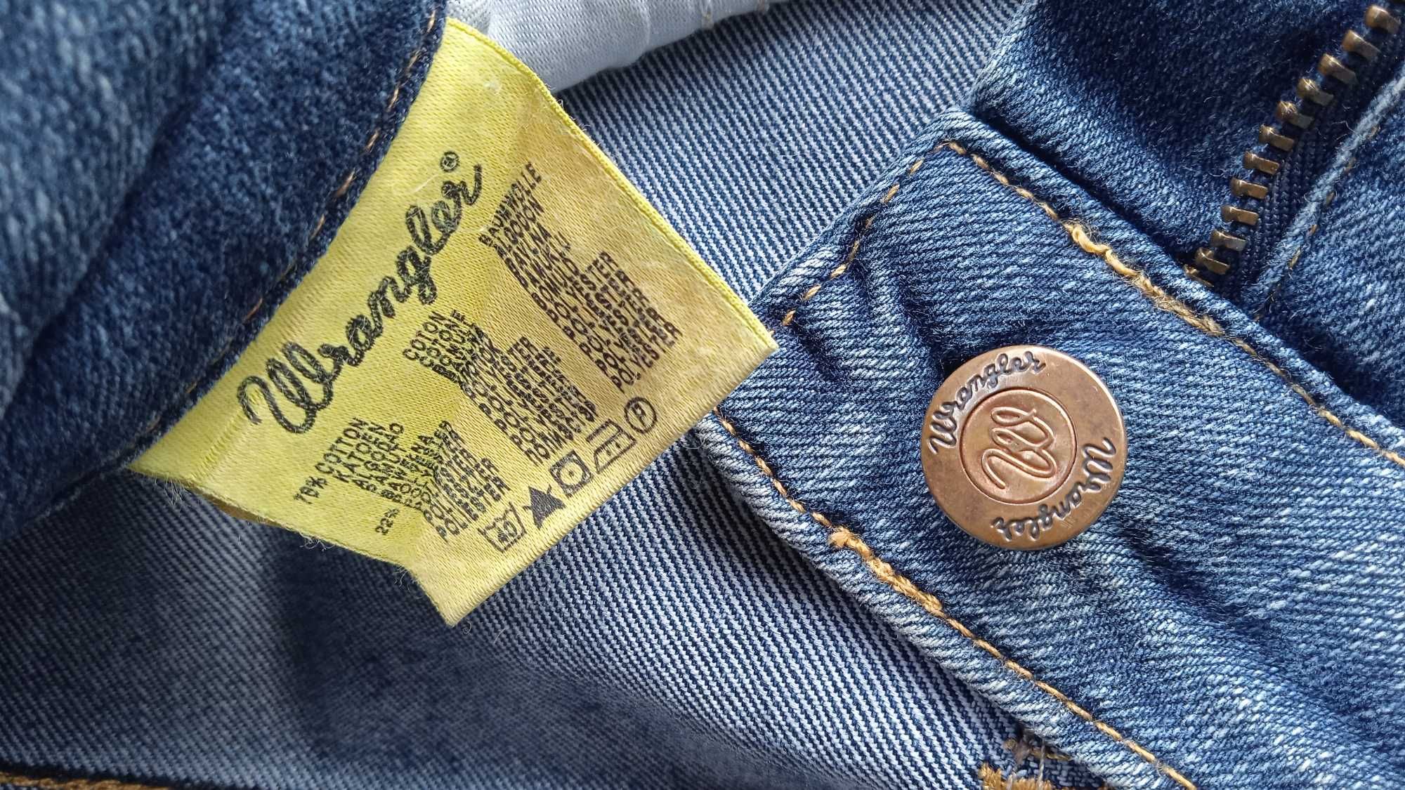 Wrangler model Reg body bootcut W33 L32 spodnie jeansowe jeansy męskie