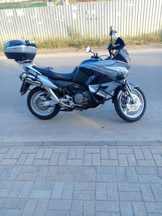 Хонда Варадеро 1000