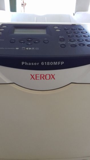 Impressora Xerox Phaser 6180MFP