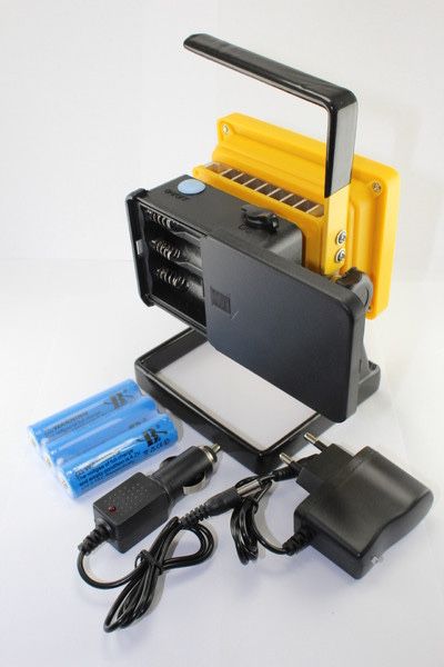 Ручний прожектор Bailong BL-204 100W