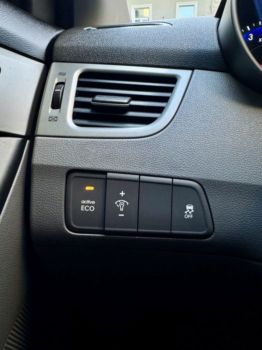 Hyundai Elantra 2013 avtomat
