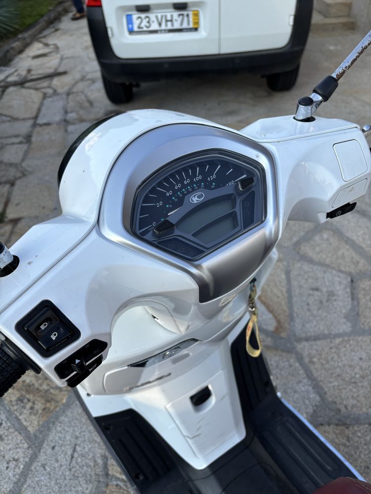 Mota Kimco Branca 125cc