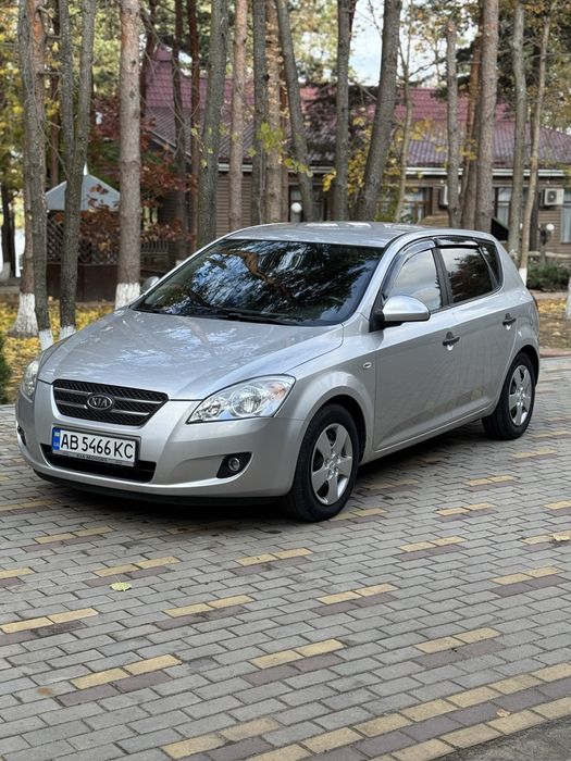 KIA CEED 2007p 1.6 дизель РІДНА ФАРБА