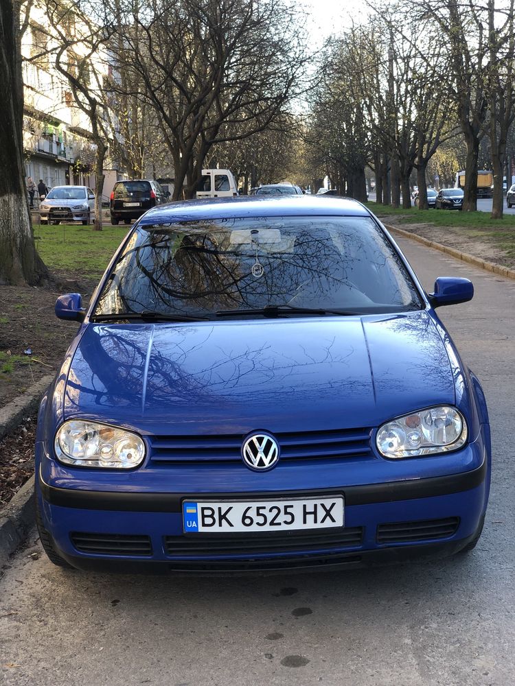 Volkswagen Golf 2001