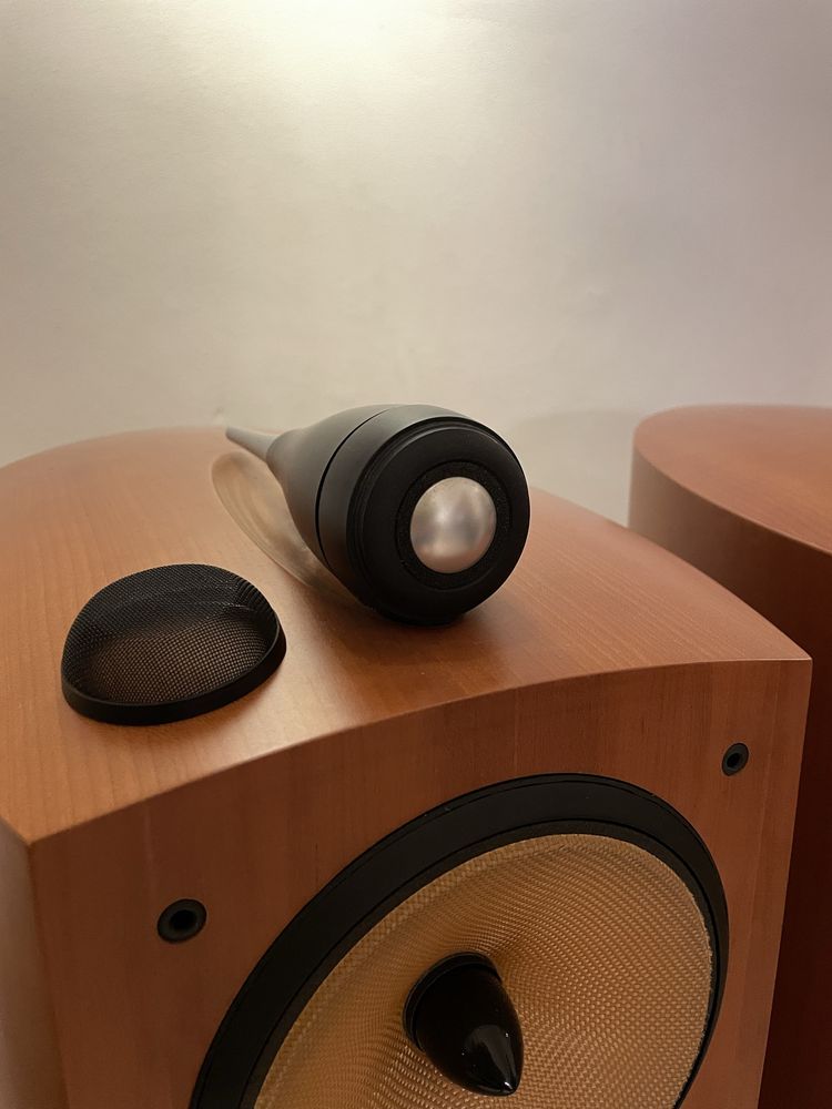 Kolumny podłogowe Bowers & Wilkins 803 N
