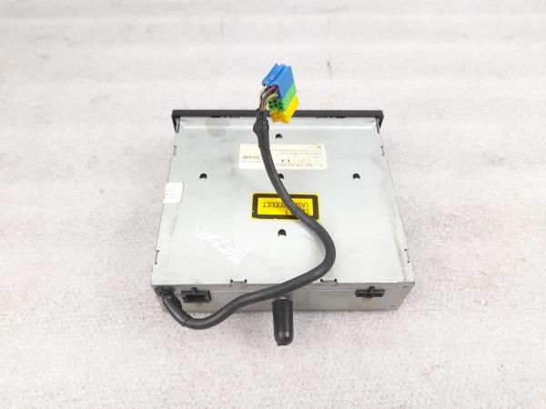 Caixa / leitor CDs VOLKSWAGEN Passat (3B2)