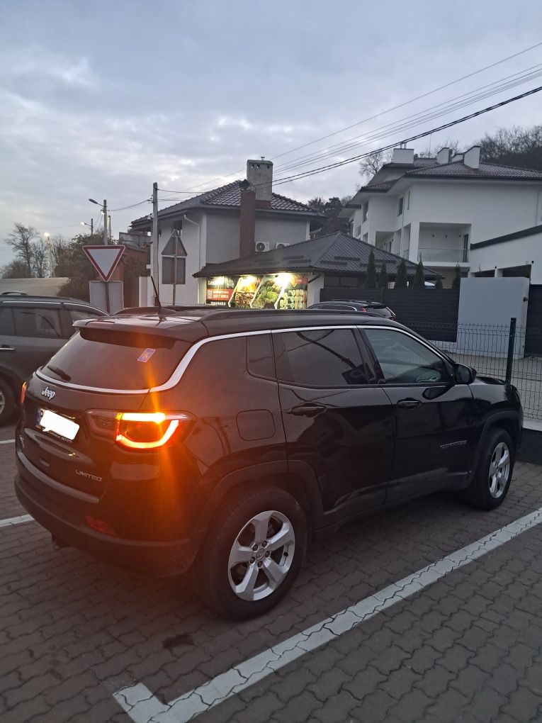 Jeep Compass 2018, Джип