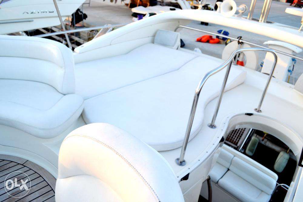 Яхта Azimut 39
