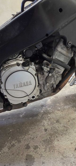 Yamaha na chodzie z dokumentami 750 yzf 1996 rok