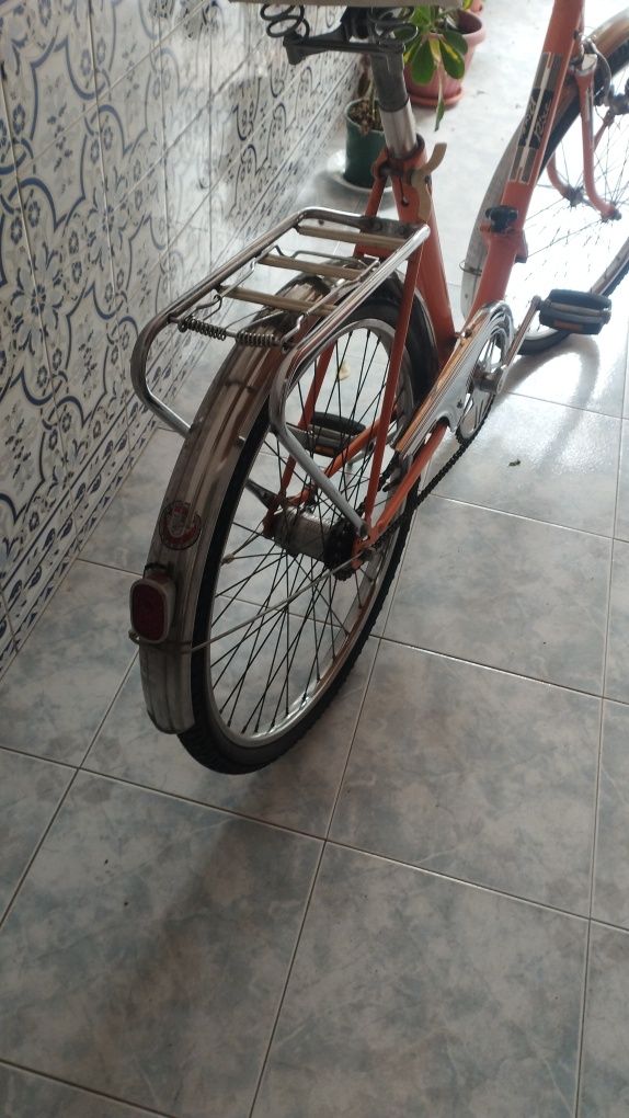 Bicicleta a circular dobrável com dínamo, para desocupar