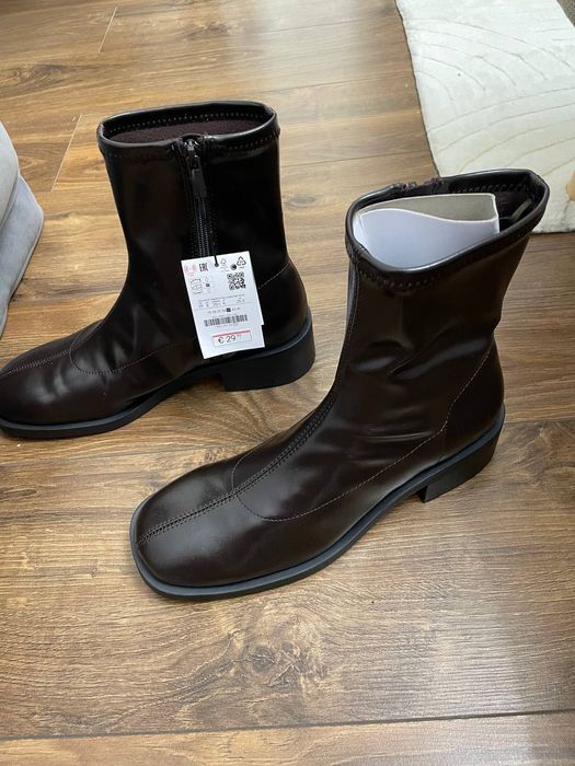 Черевики Stradivarius