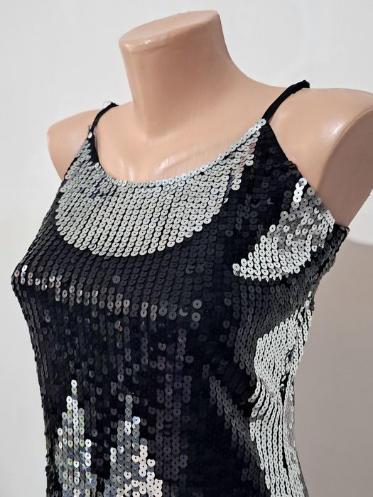 Вечірня сукня. Плаття.