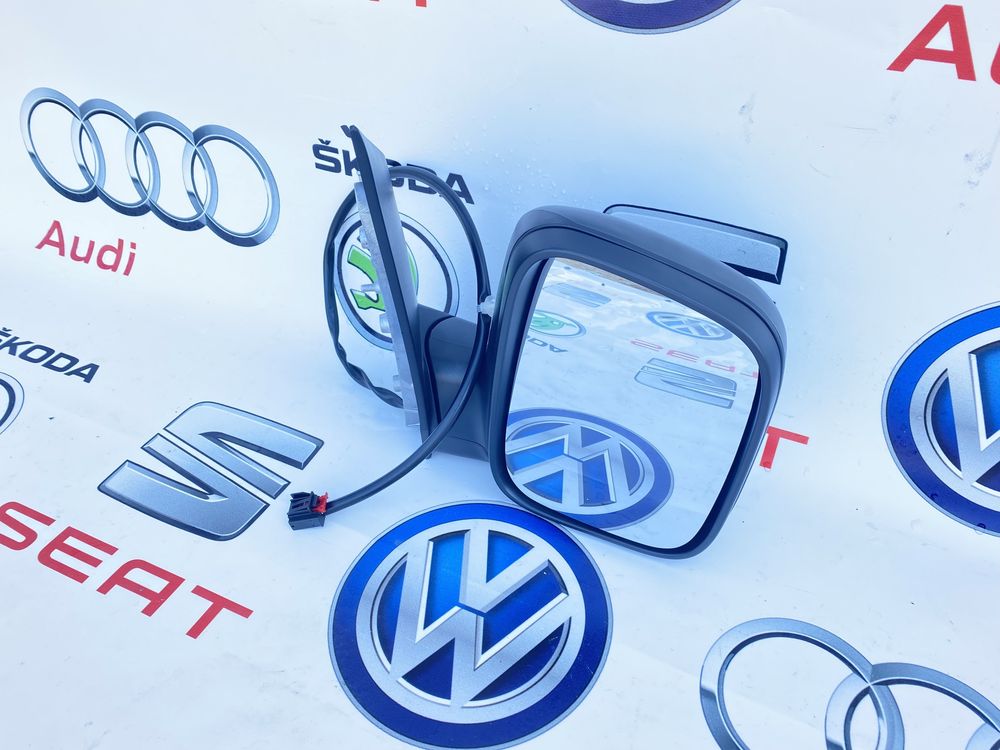 Дзеркало зеркало ліве праве Volkswagen Caddy T5