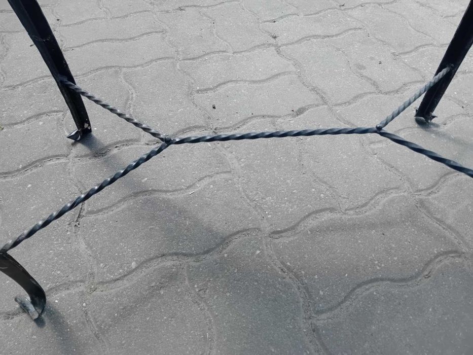 Stary kuty metalowy stół ława z mozaiką z płytek na blacie (WYSYŁAM)
