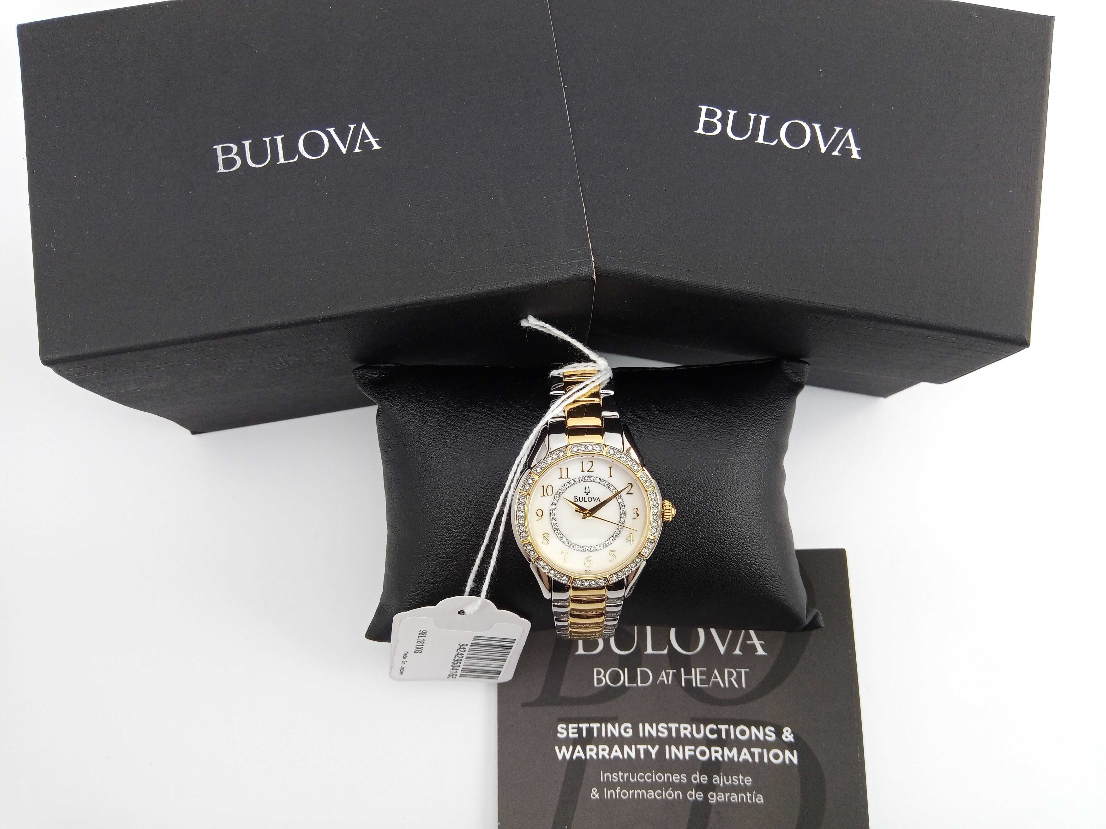 Женские часы Swarovski Bulova 98L181 с перламутровым циферблатом