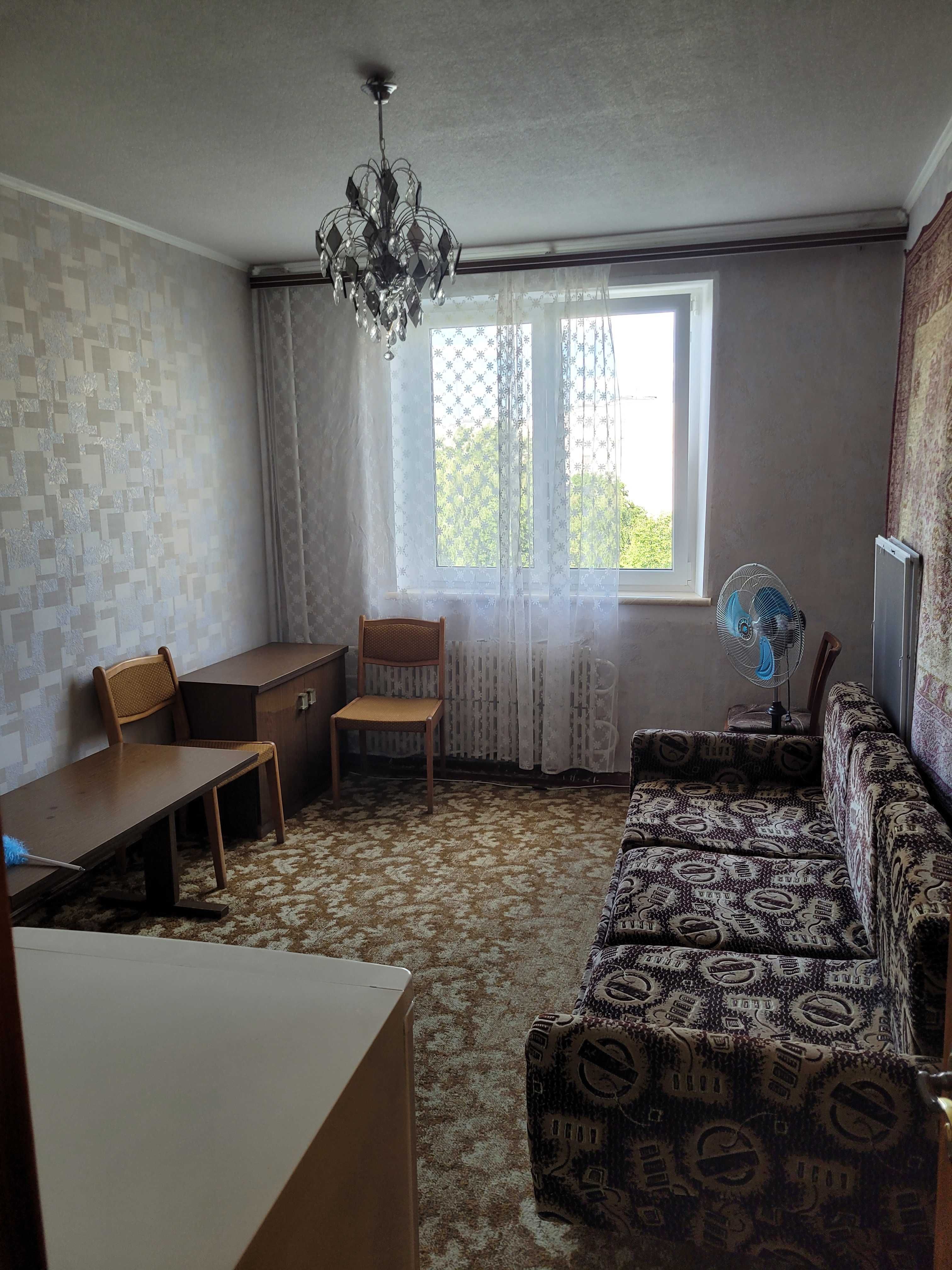 Продам 3к с мебелью и техникой возле м.Алексеевская (403649)