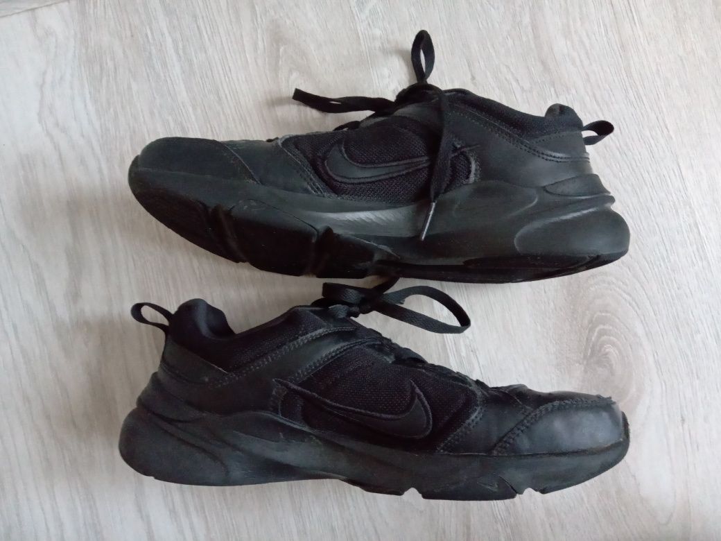 Buty sportowe Nike Defy All Day 41