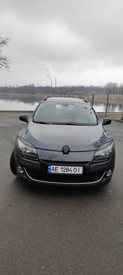 Renault MEGANE Bose