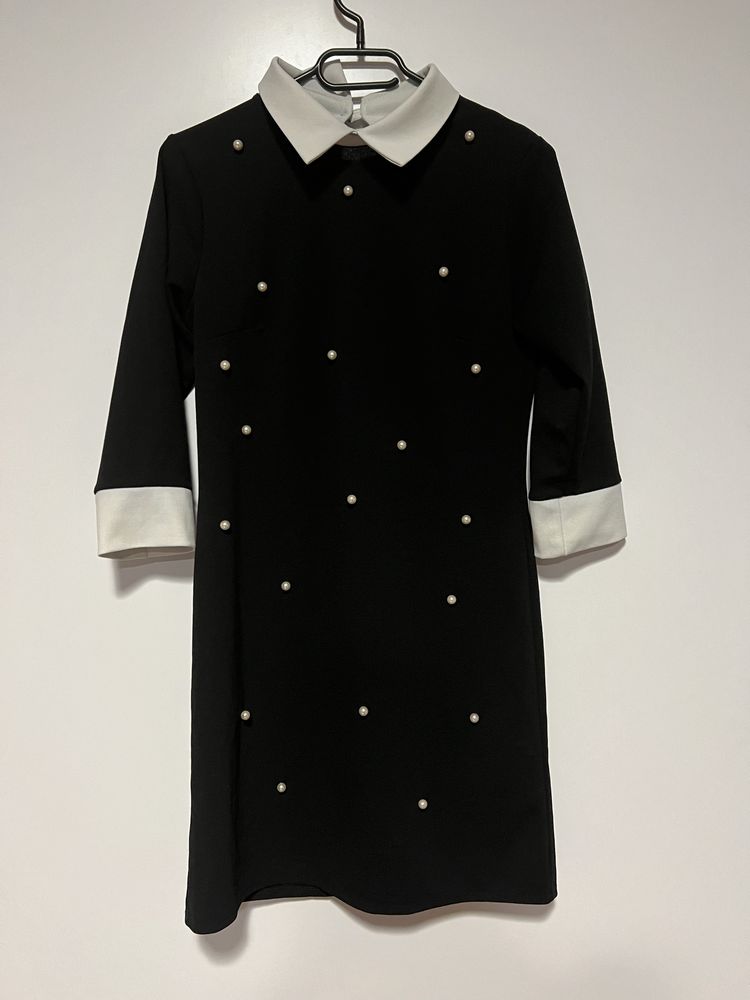 Sukienka krotka z 3/4 rekawem z perelkami old money rozm.36 Zara