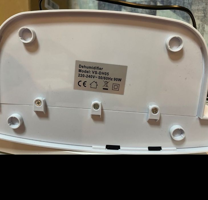 напівпровідниковий осушувач повітря VS-DH05 2.2 л -90 ват